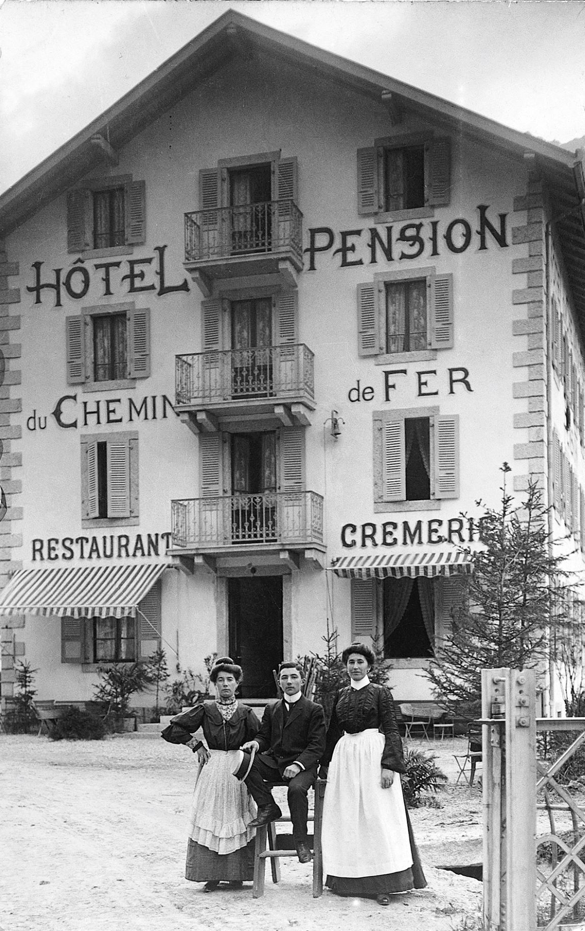 hotel chemin de fer