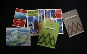 Diverse brochures