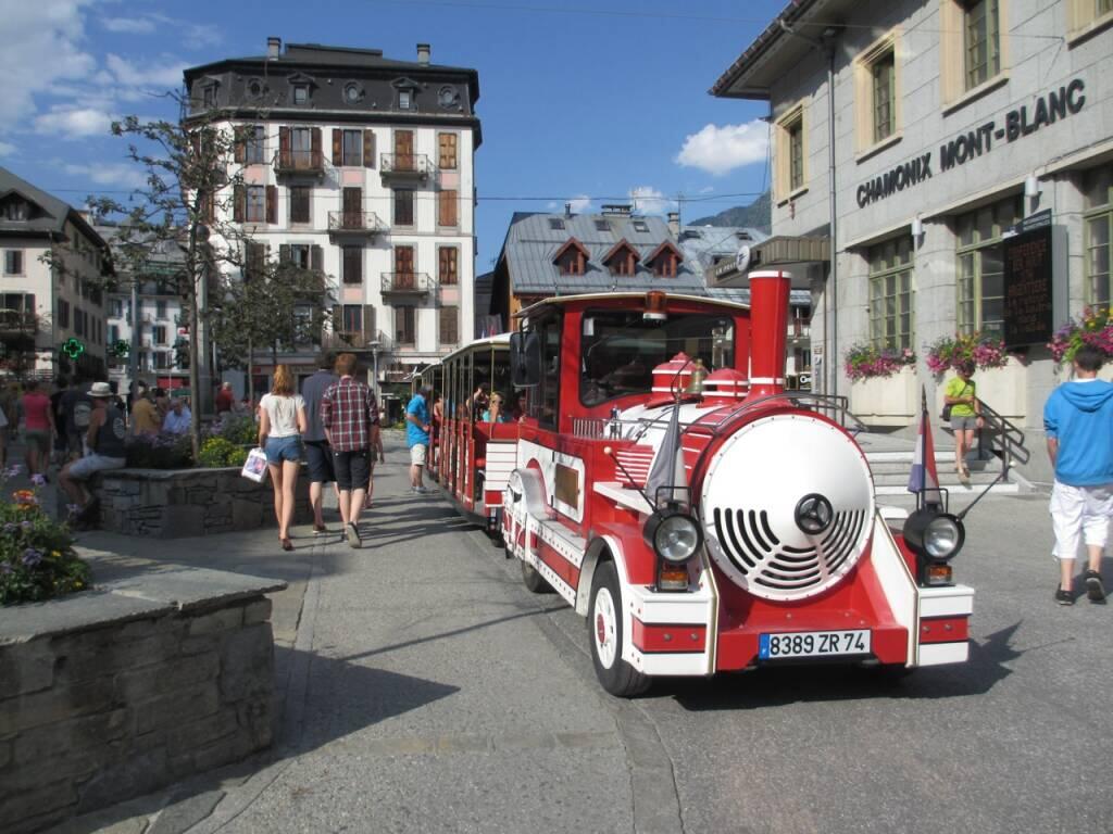 LE PETIT TRAIN ELECTRIQUE TOURISTIQUE - Visite commentée du centre  historique