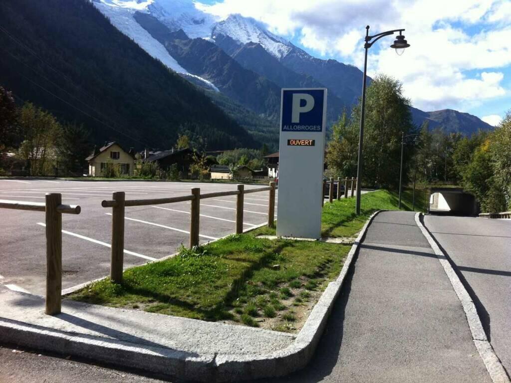 Parking des Allobroges ChamonixMontBlanc Parkings (tous) à Chamonix
