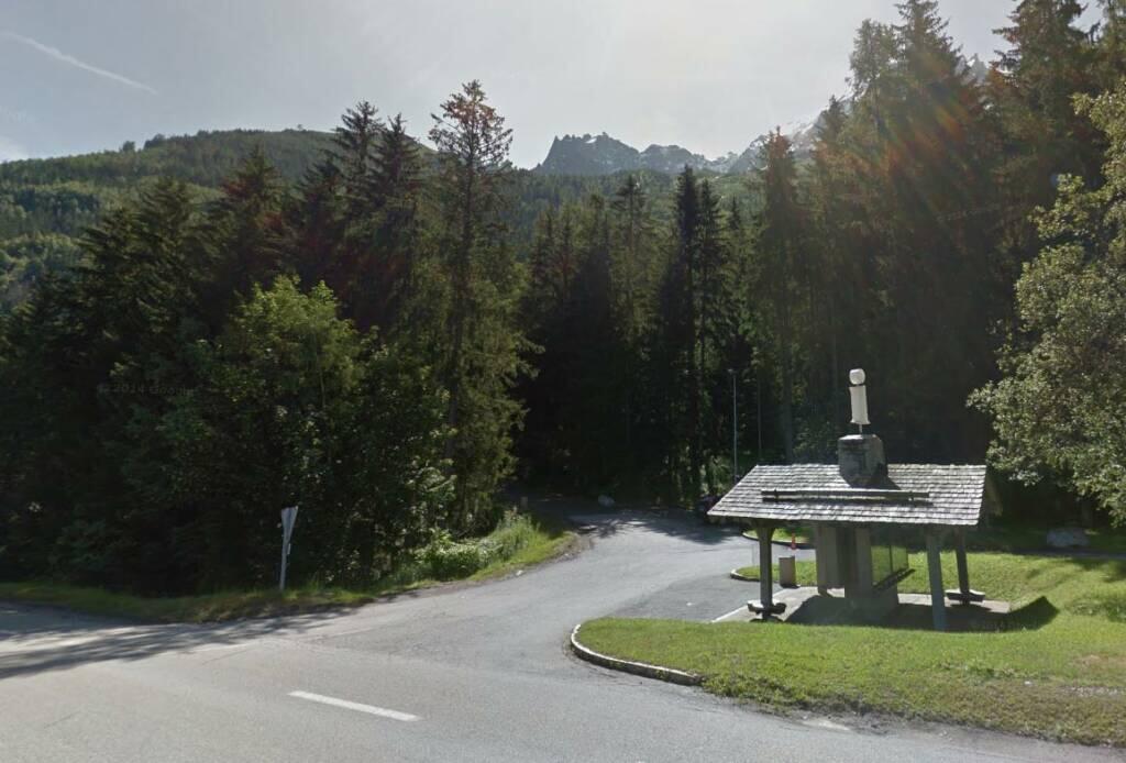 Parking de la Cascade du Dard ChamonixMontBlanc Parkings (tous) à