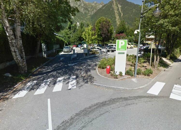 Parking Lionel Terray ChamonixMontBlanc Parkings (tous) à Chamonix